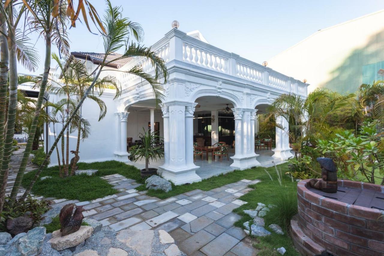 Sound Gallery House - Sha Plus Phuket Exterior foto