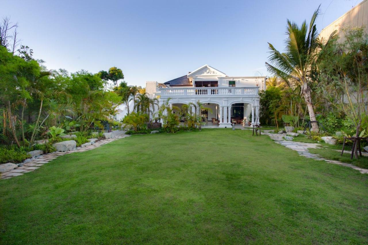 Sound Gallery House - Sha Plus Phuket Exterior foto